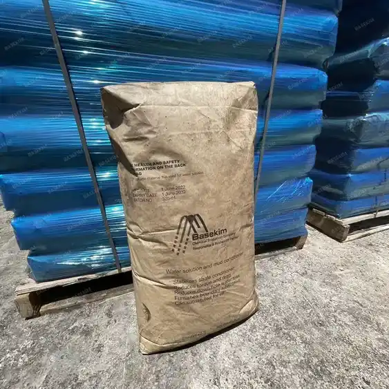 Export pallets of 25 kg gilsonite bags with top caps – sealer & filler application