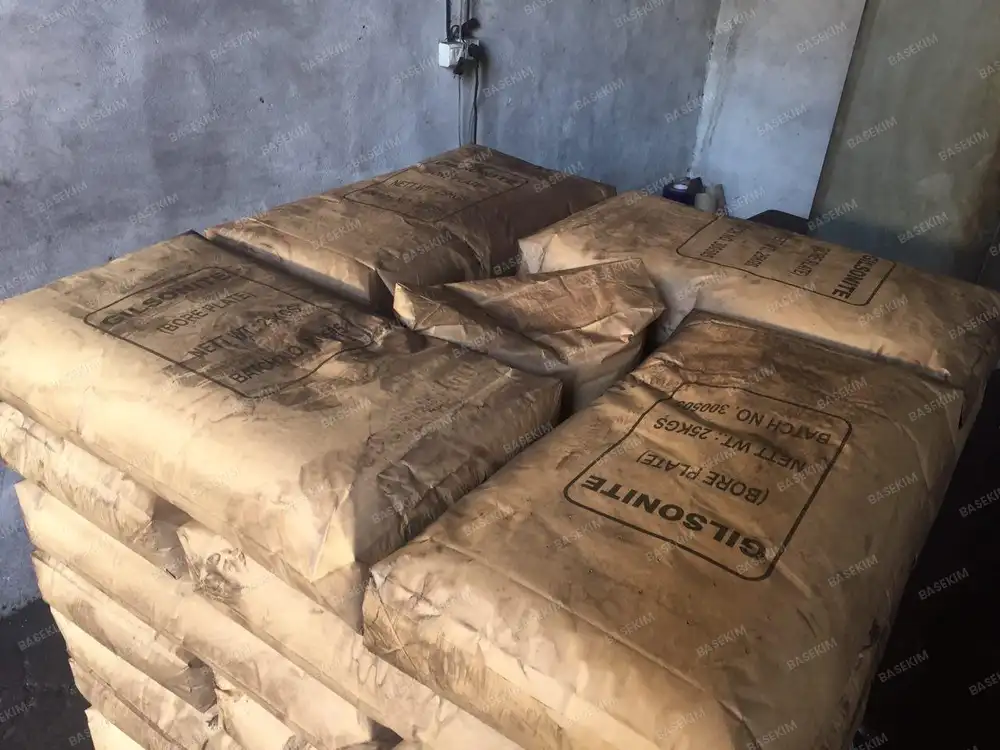 25 kg kraft paper bags of sulphonated asphalt – drilling fluid application